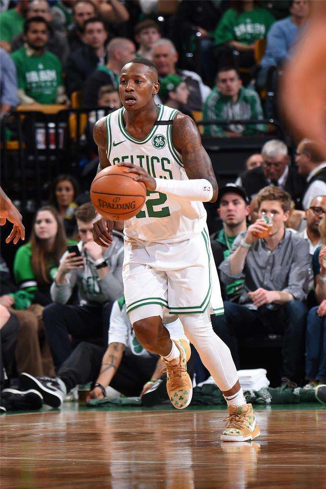 杯上虽然展 杯上虽然展